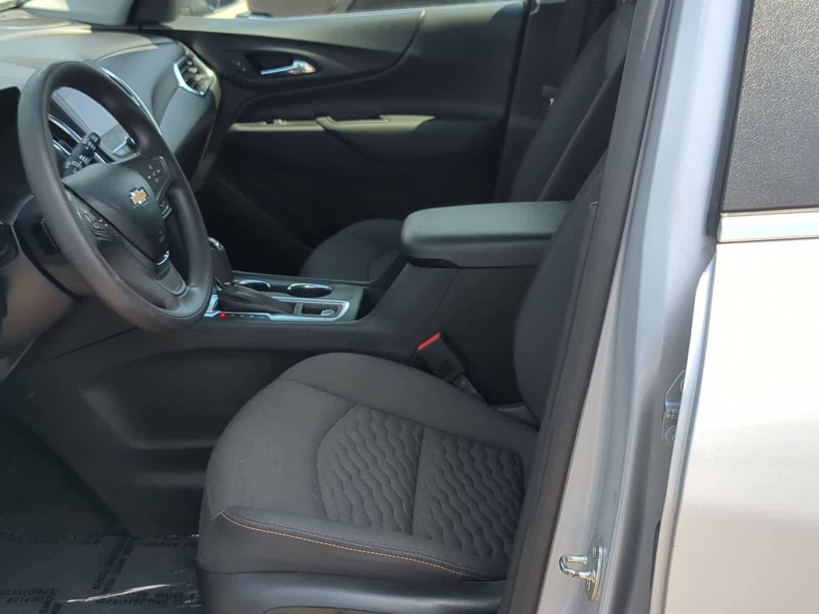 Used 2021 Chevrolet Equinox LT FWD image 16