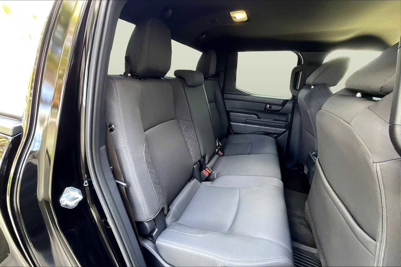 Used 2025 Toyota Tacoma SR5 image 18