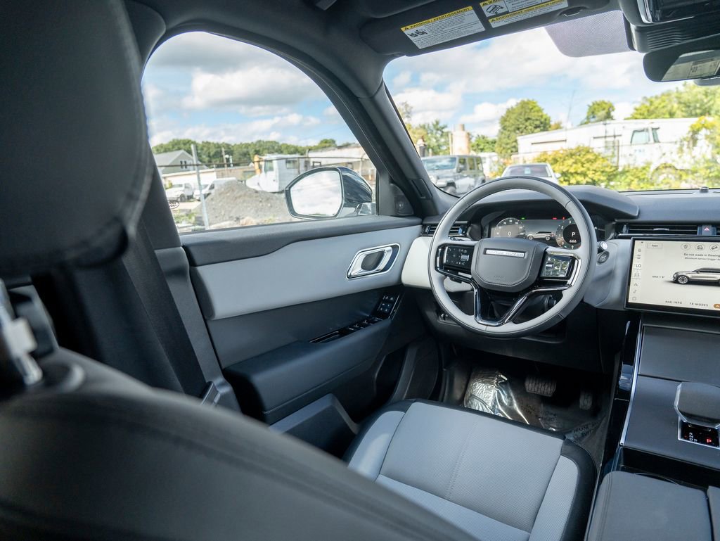 Used 2026 Land Rover Range Rover Velar S image 19