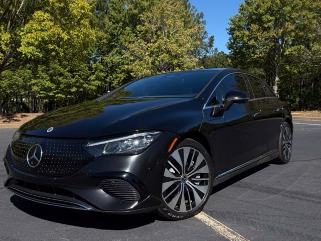 Used 2024 Mercedes-Benz EQE 350+ 4MATIC Sedan image 3