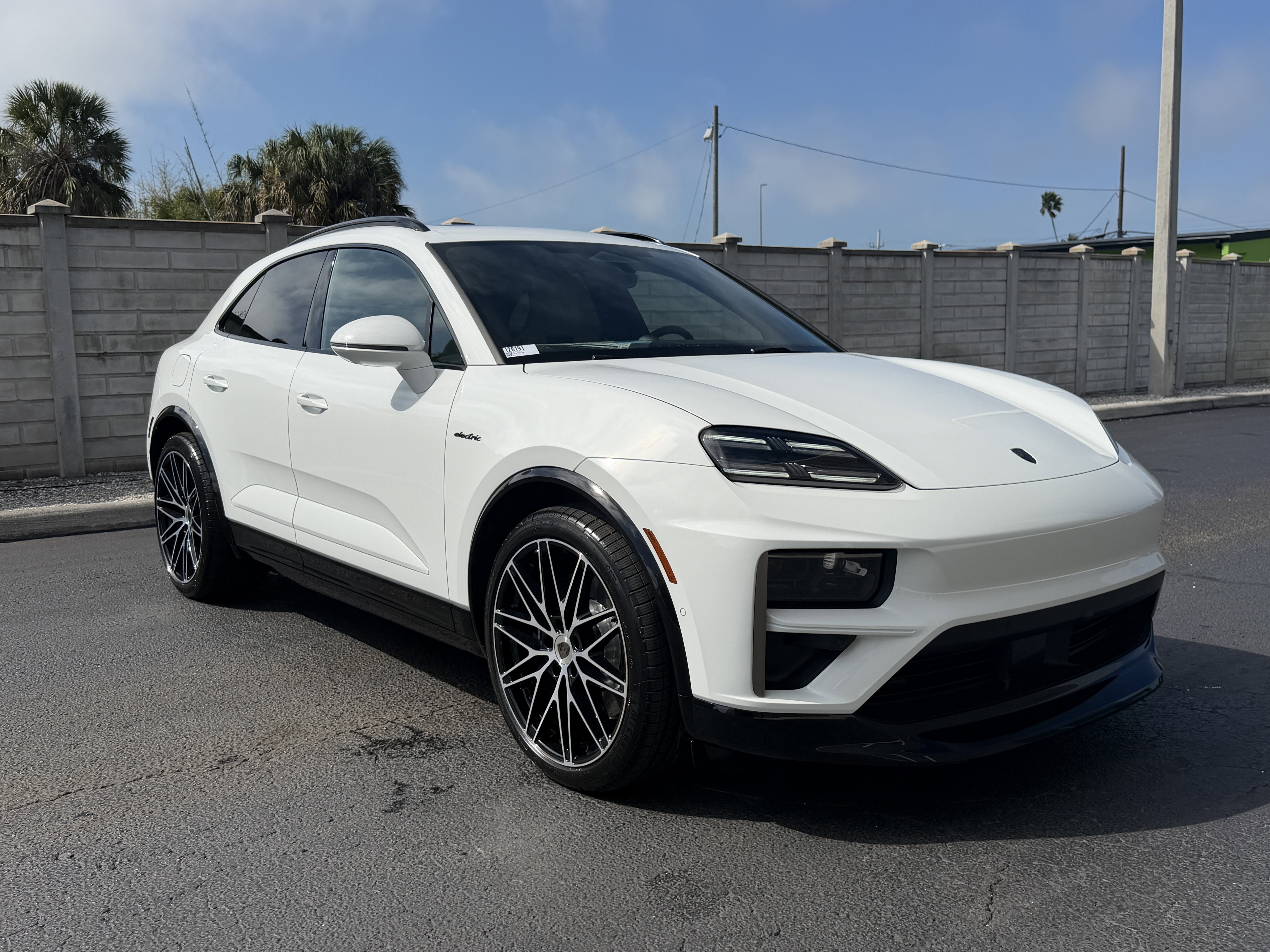 New 2026 Porsche Macan Turbo Electric image 8