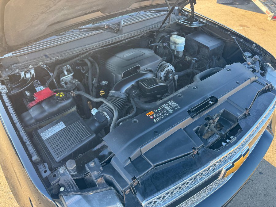 Used 2012 Chevrolet Avalanche LTZ image 24