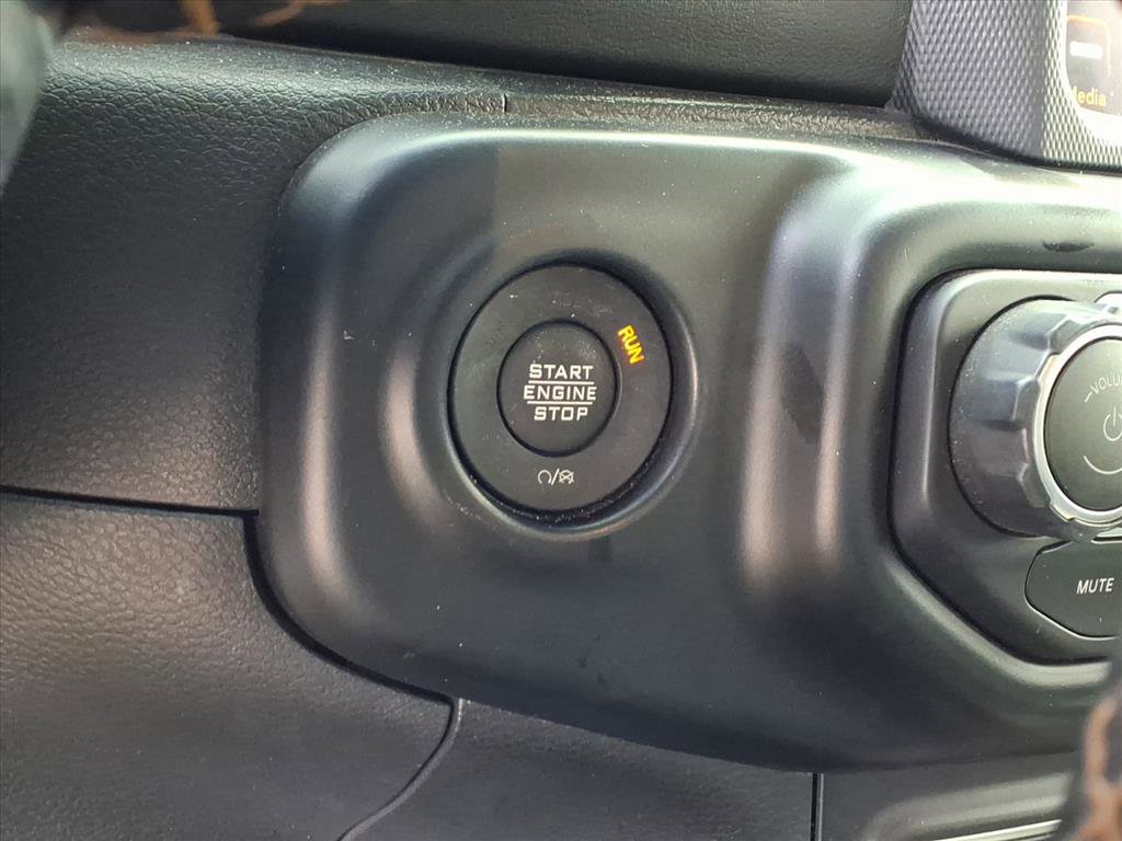 Used 2021 Jeep Wrangler Unlimited Sahara image 17