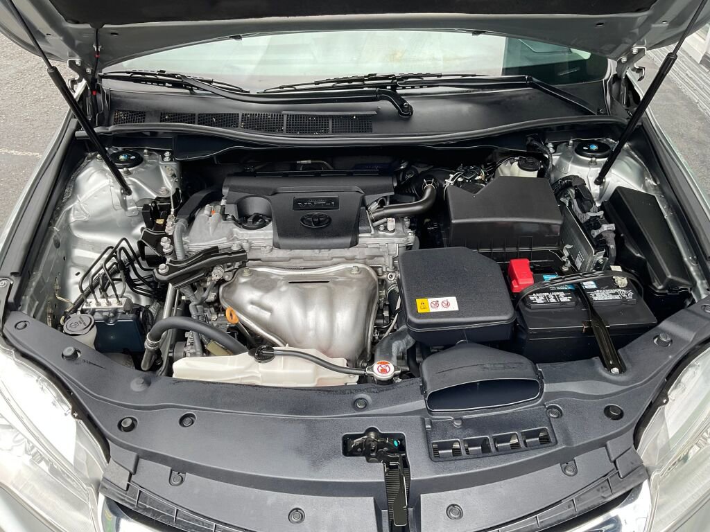 Used 2017 Toyota Camry LE image 10