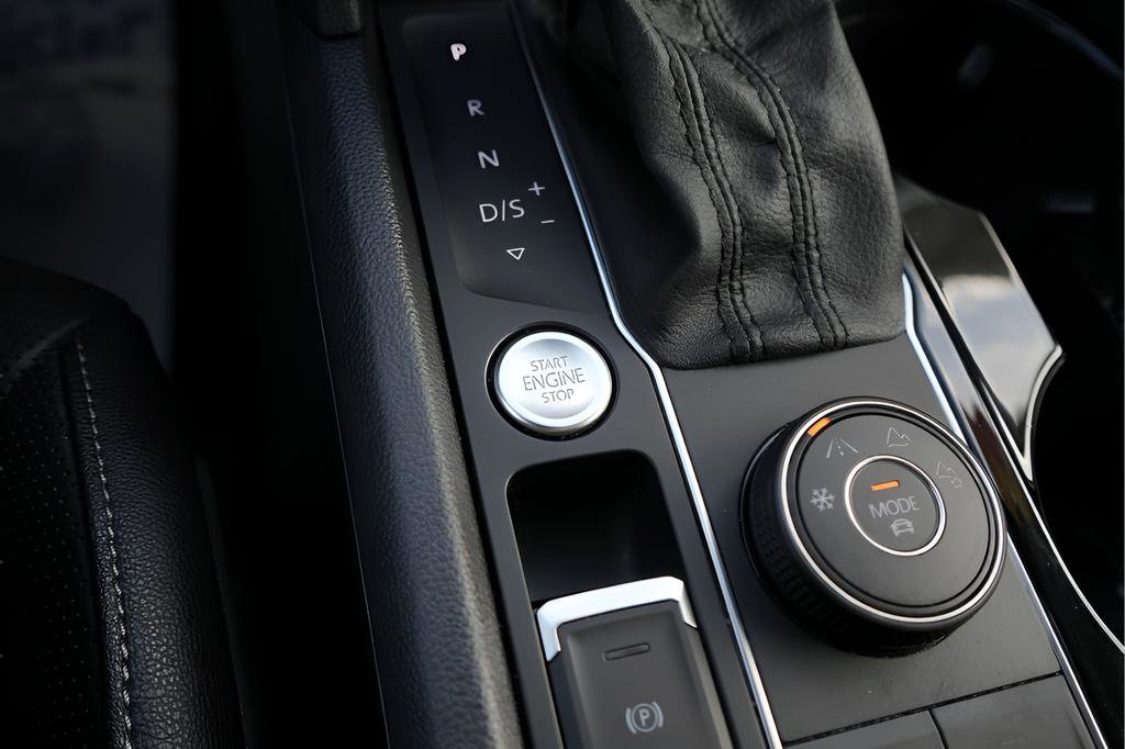 Used 2019 Volkswagen Atlas SEL Premium image 36