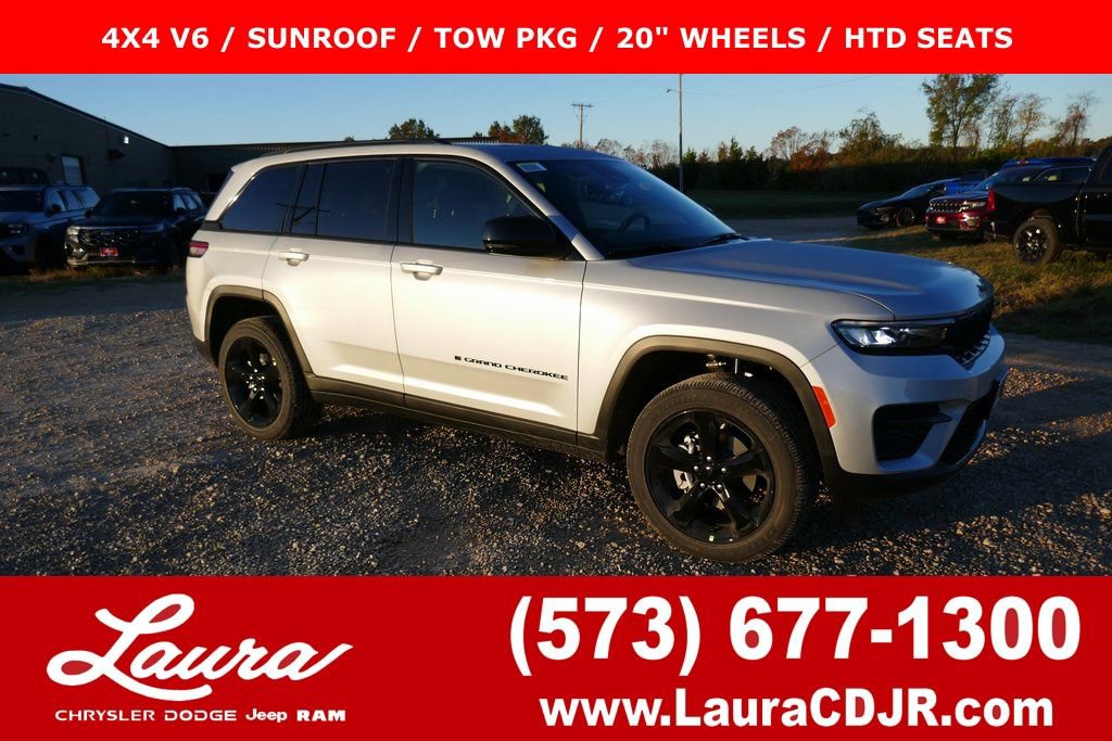 New 2025 Jeep Grand Cherokee Altitude AWD/4WD image 1