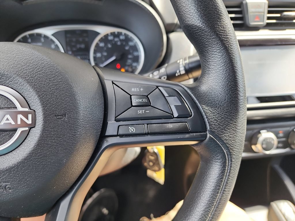 Used 2023 Nissan Versa S FWD image 24