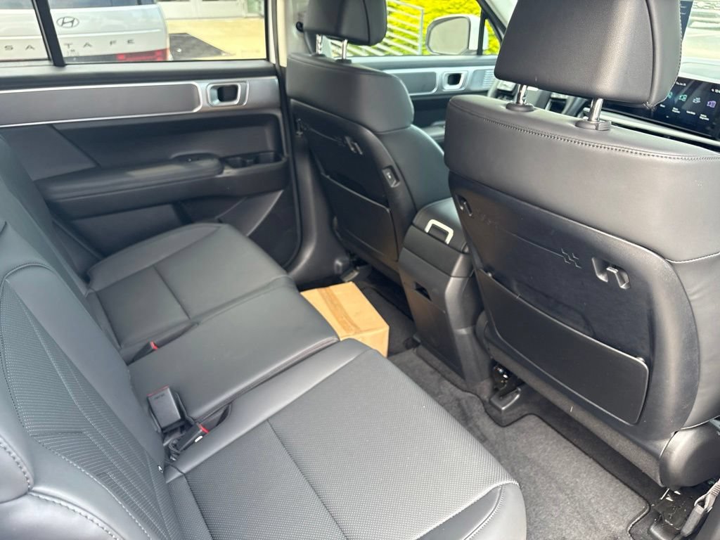 Certified 2026 Hyundai Santa Fe SEL w/ Tow & Go Package FWD image 16