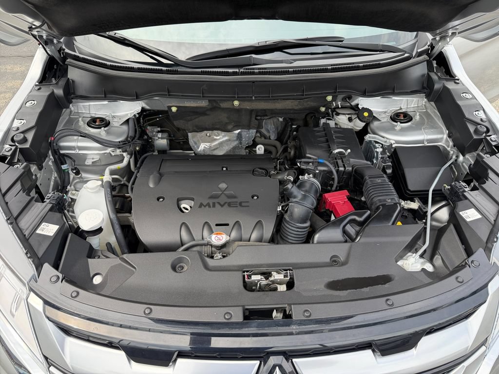 Used 2024 Mitsubishi Outlander Sport SE AWD/4WD image 27