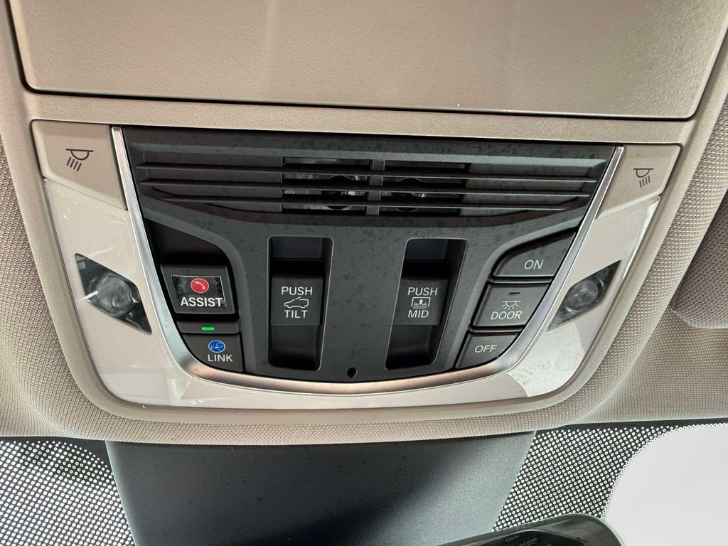 Certified 2023 Acura MDX w/ Advance Package AWD/4WD image 29