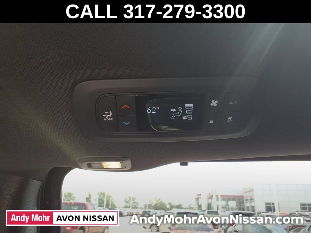 Used 2026 Chrysler Pacifica Limited w/ S Appearance Package FWD image 30