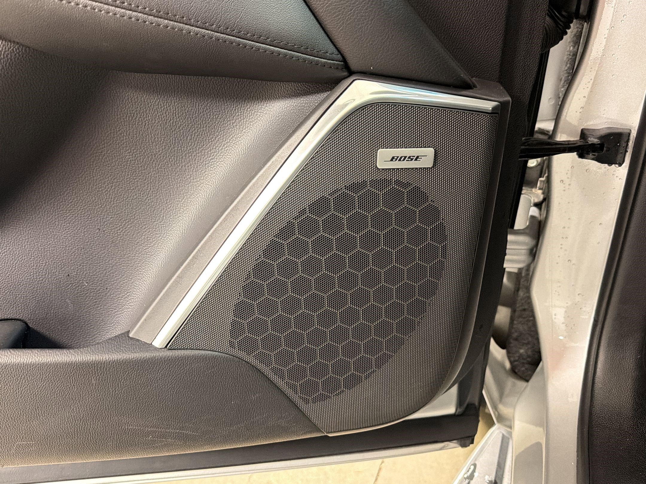 Used 2020 Cadillac Escalade ESV Luxury image 22