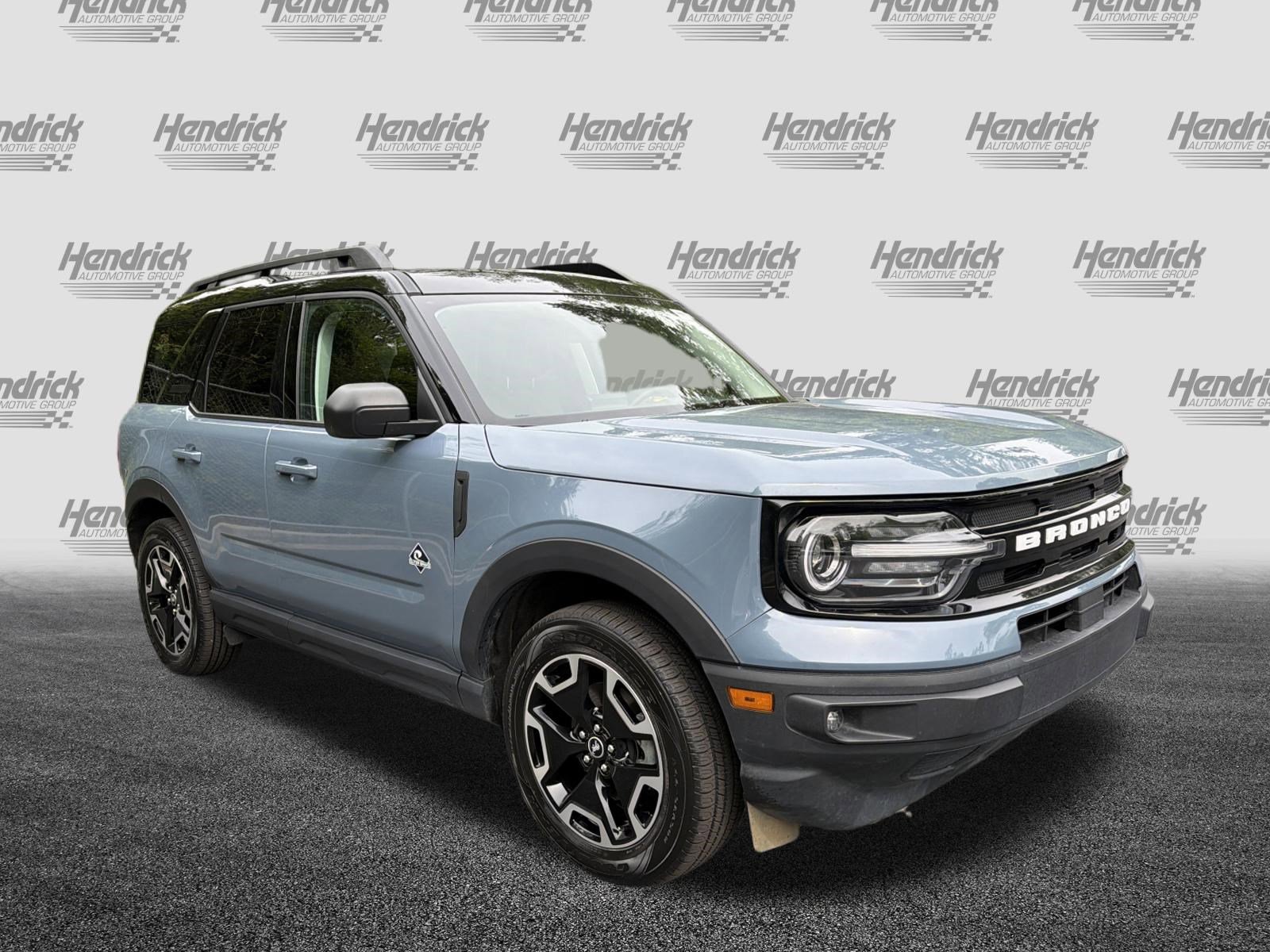 Used 2024 Ford Bronco Sport Outer Banks w/ Tech Package image 2
