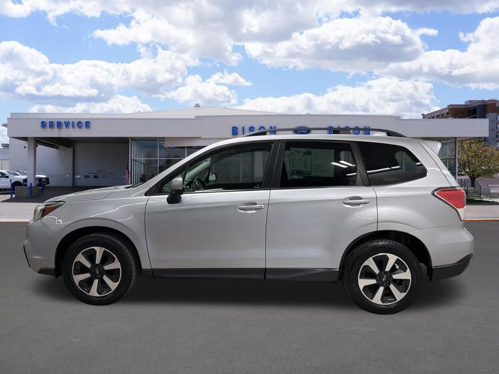 Used 2018 Subaru Forester 2.5i Premium w/ All-Weather Package AWD/4WD image 6