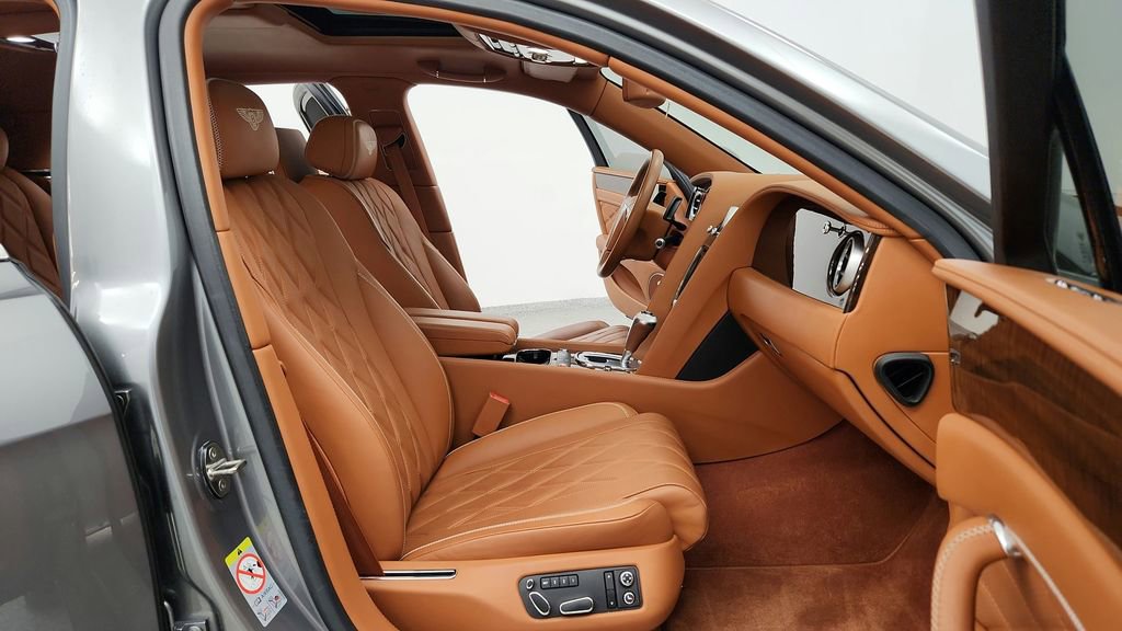 Used 2015 Bentley Flying Spur V8 AWD/4WD image 23