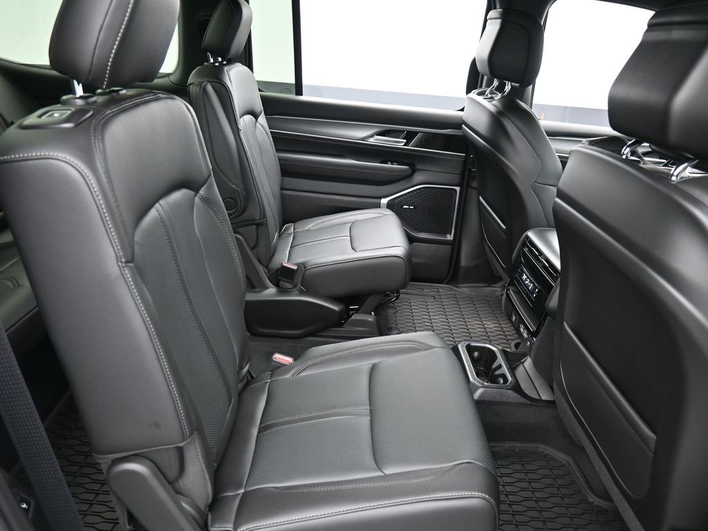 New 2026 Jeep Grand Wagoneer 4WD image 20