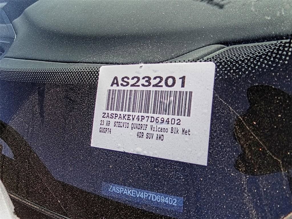 New 2023 Alfa Romeo Stelvio Quadrifoglio image 27