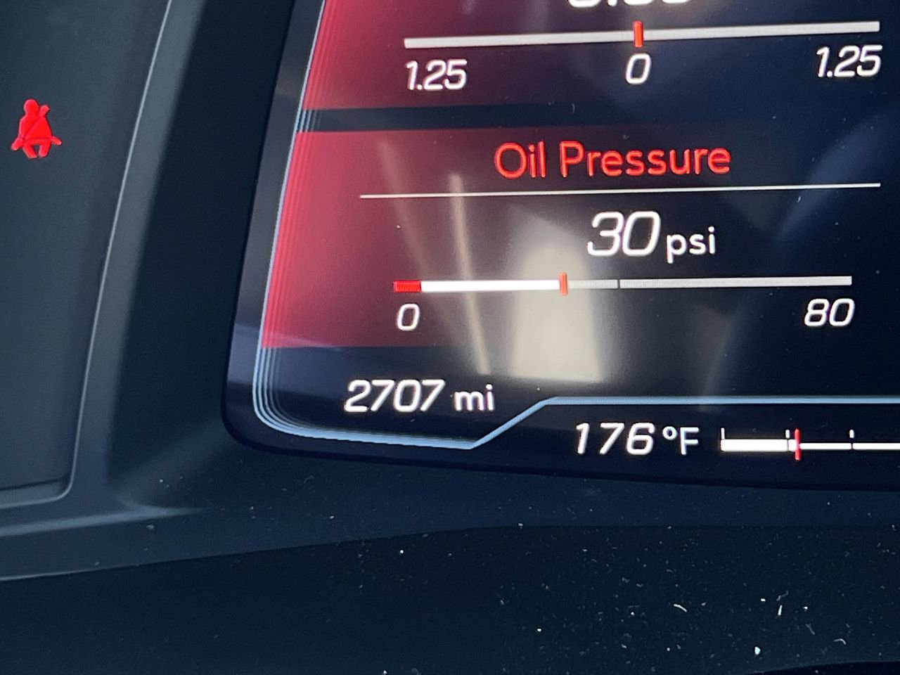 Used 2024 Chevrolet Corvette Stingray Coupe w/ Z51 Performance Package image 16