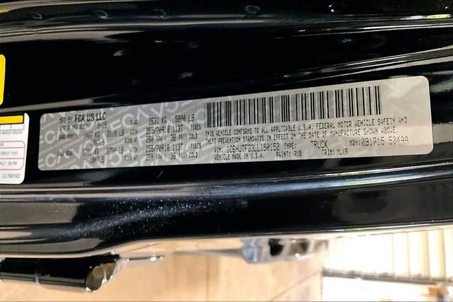 Used 2020 Jeep Gladiator Overland AWD/4WD image 32