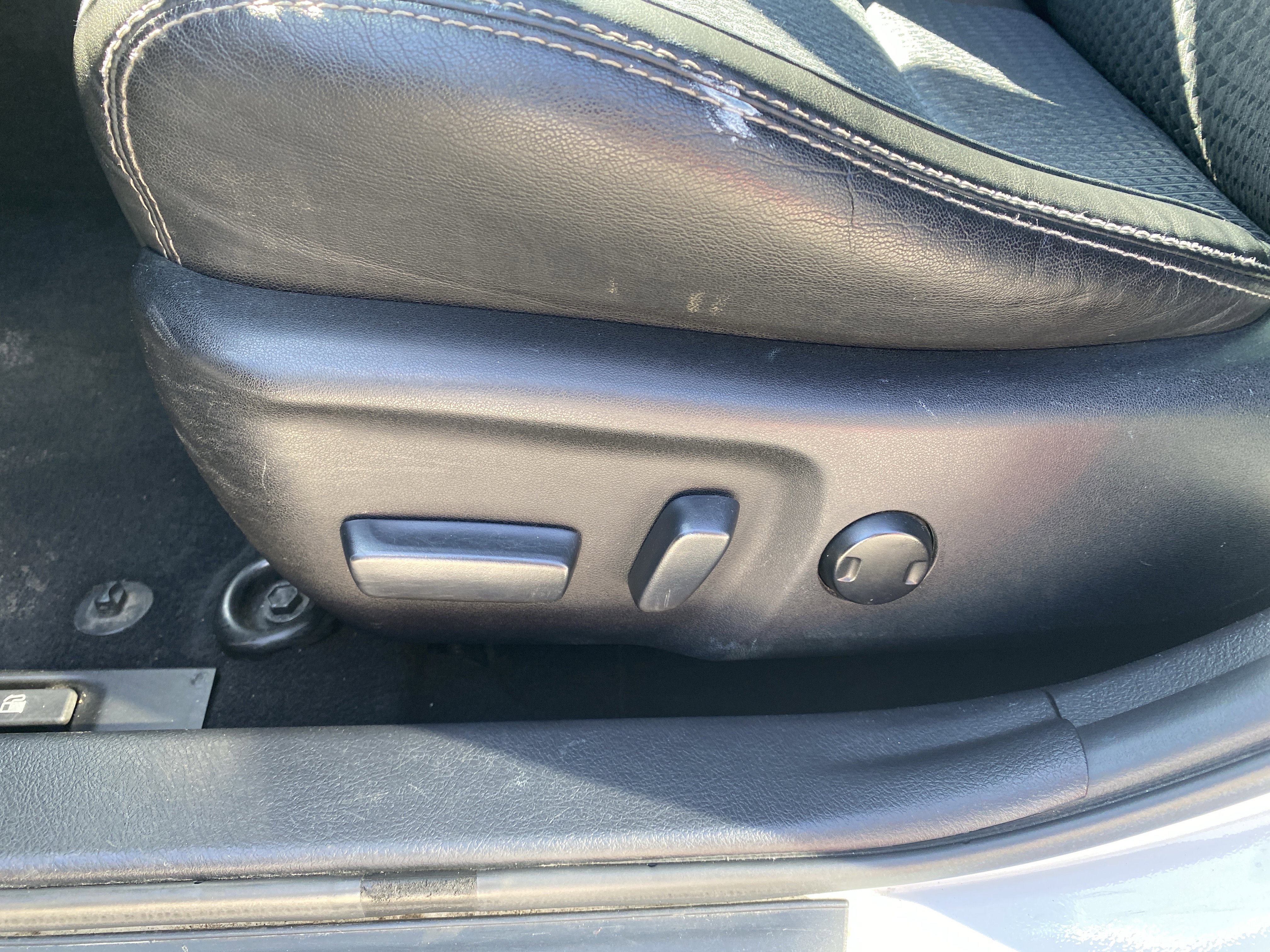 Used 2012 Toyota Camry SE image 18