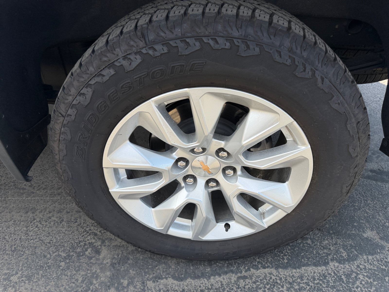 New 2026 Chevrolet Silverado 1500 Custom AWD/4WD image 24