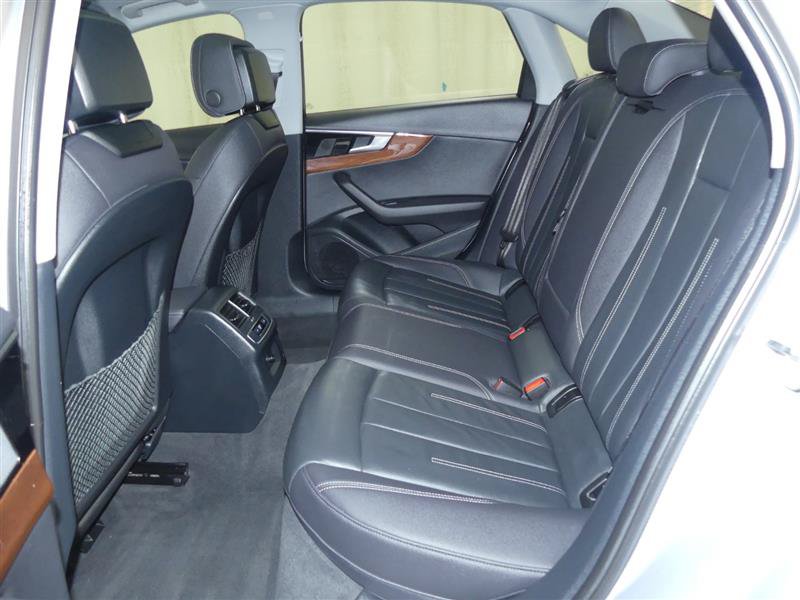 Used 2023 Audi A4 2.0T Premium w/ Convenience Package AWD/4WD image 22