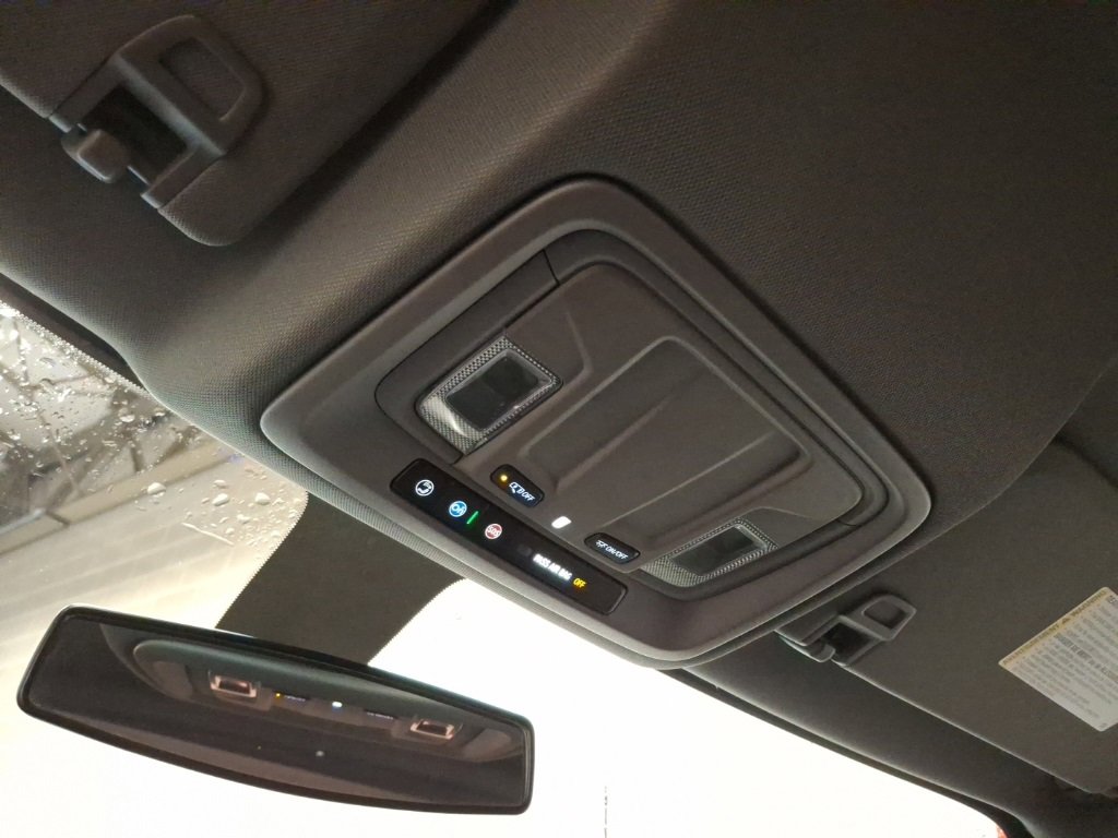 Used 2021 Chevrolet Silverado 2500 LT w/ Convenience Package image 26