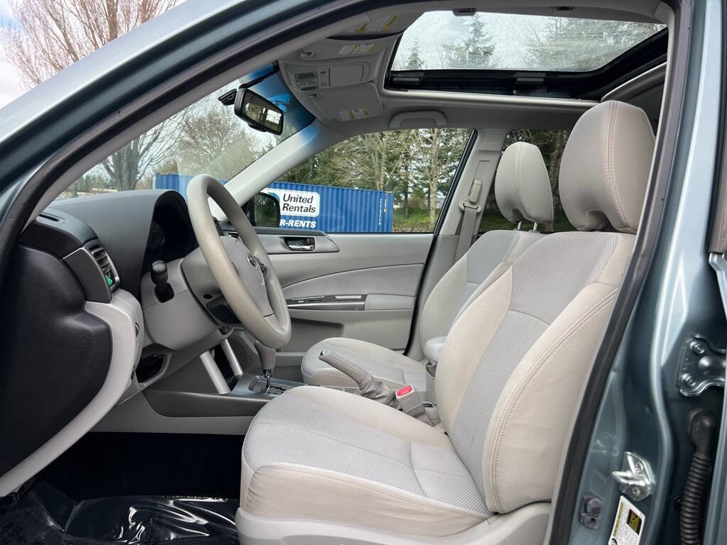 Used 2012 Subaru Forester 2.5X Premium w/ All-Weather Pkg image 9