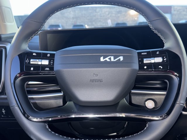 New 2026 Kia Sorento S FWD image 17
