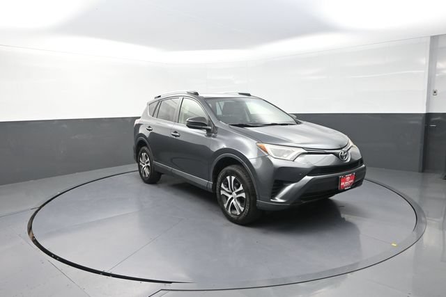 Used 2016 Toyota RAV4 LE FWD image 34