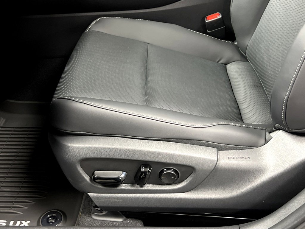 New 2025 Lexus UX 300h AWD image 16