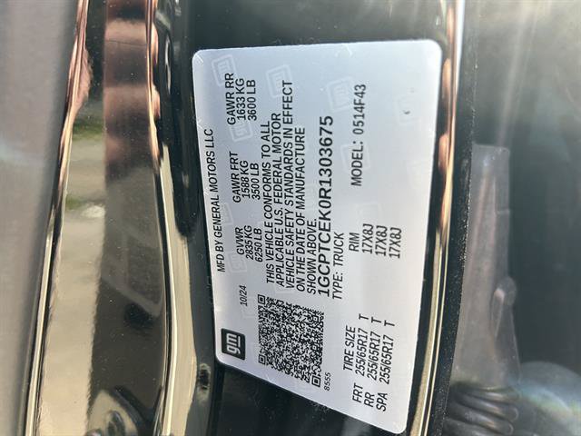 Certified 2024 Chevrolet Colorado LT w/ LT Convenience Package II AWD/4WD image 16