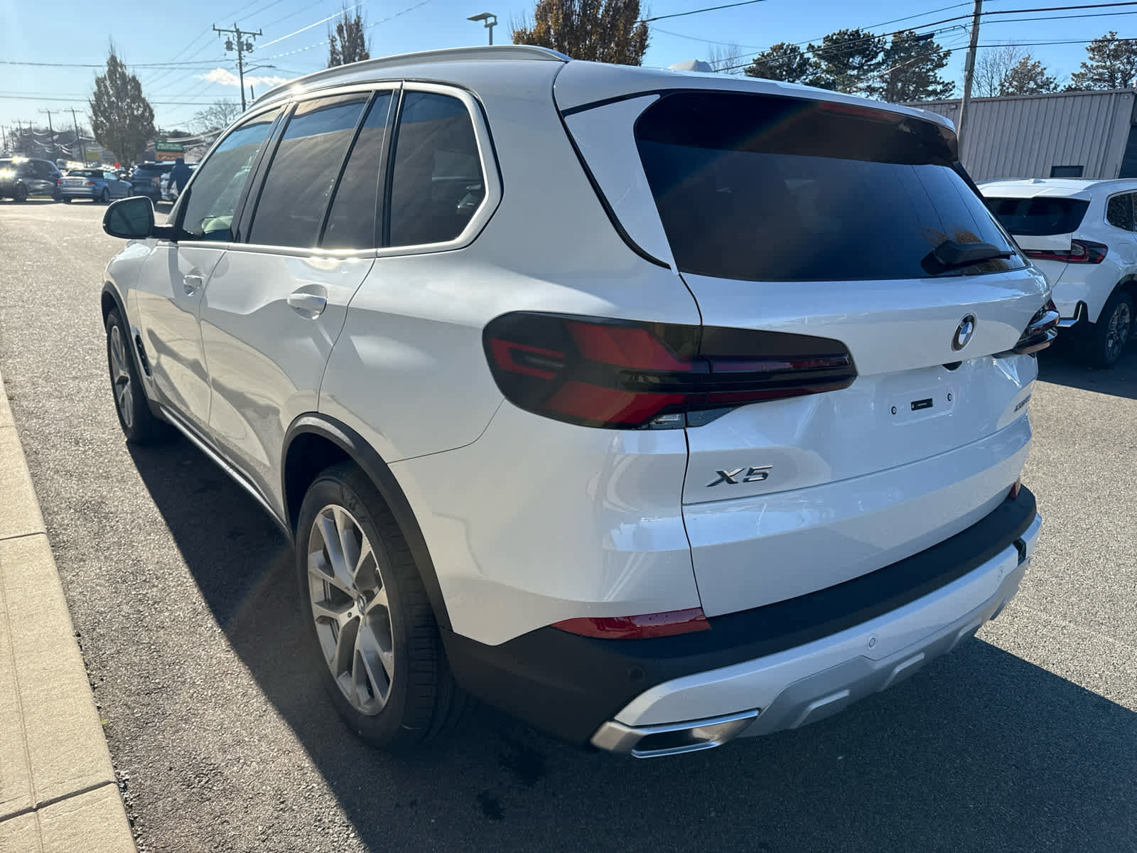 New 2026 BMW X5 xDrive40i w/ Premium Package image 8