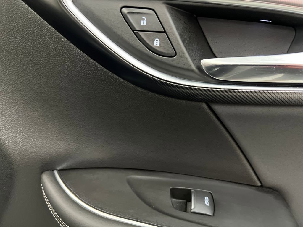 Used 2024 Buick Envision Sport Touring image 27