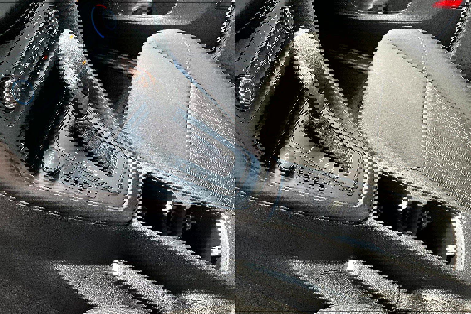 Used 2018 Ford Focus SE image 15