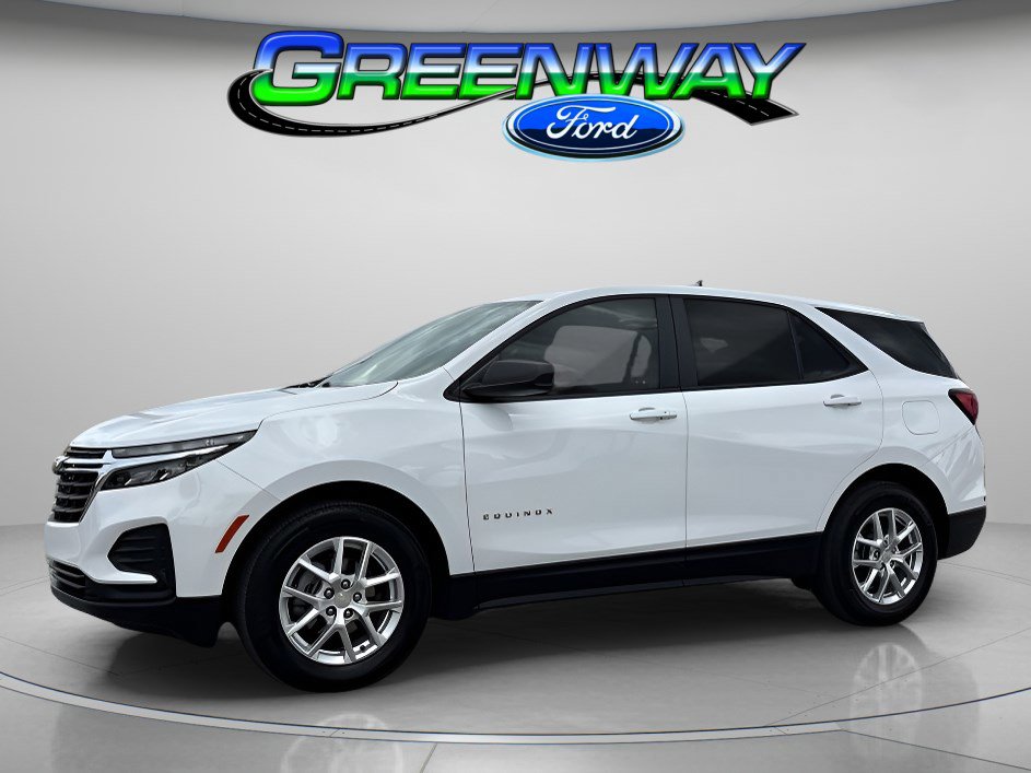Used 2024 Chevrolet Equinox LS w/ LS Convenience Package