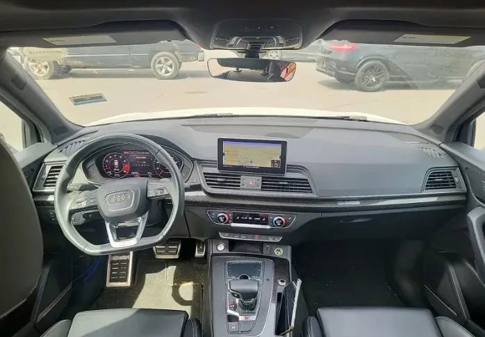 Used 2020 Audi SQ5 Premium Plus w/ Premium Plus Package image 40