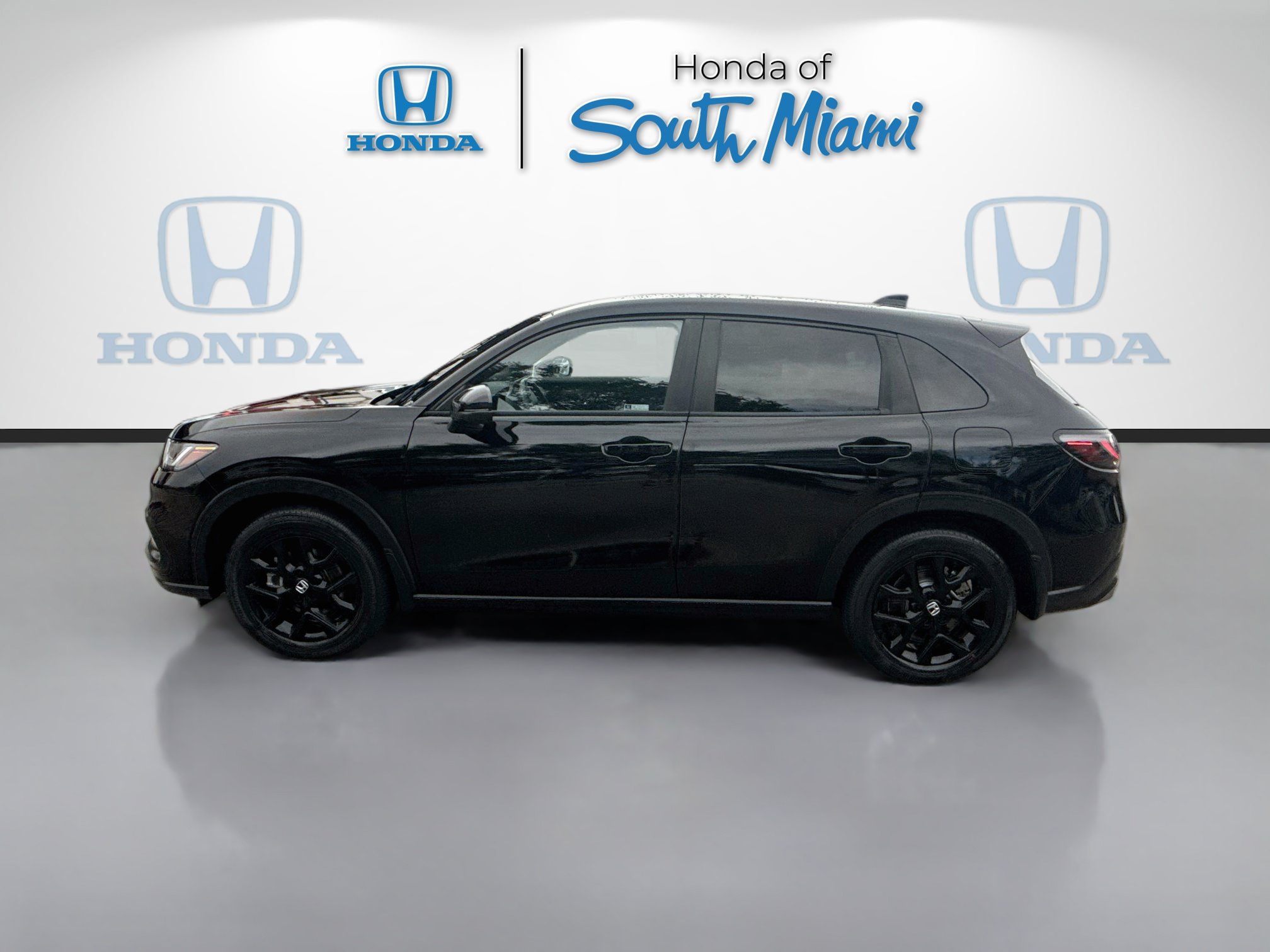 Certified 2024 Honda HR-V Sport image 4