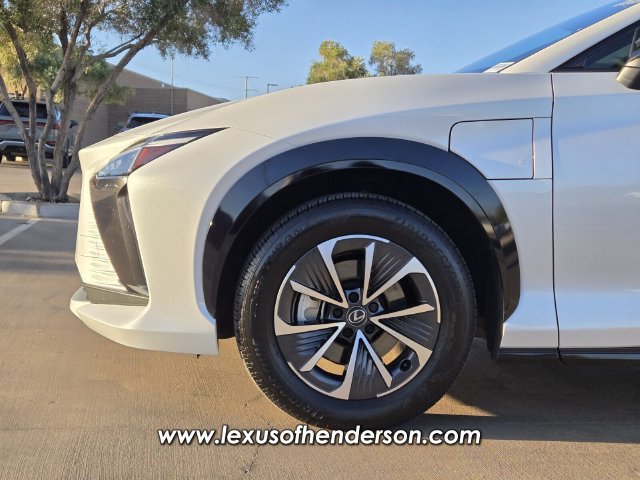 Used 2025 Lexus RZ 300e w/ Accessory Package (Z2) FWD image 10