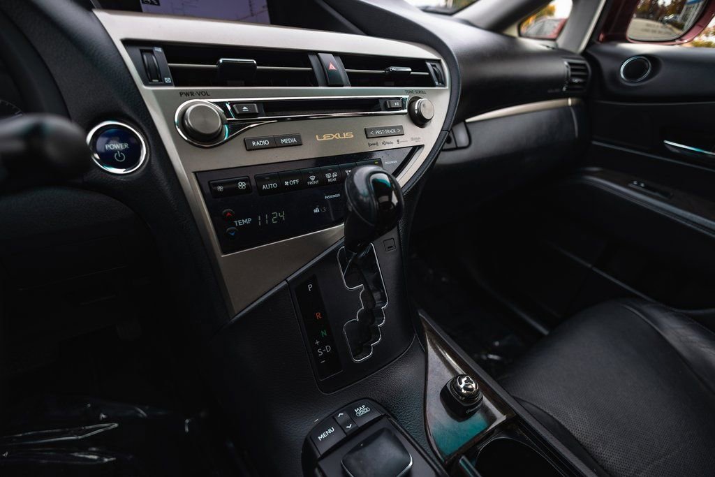 Used 2013 Lexus RX 450h AWD image 8