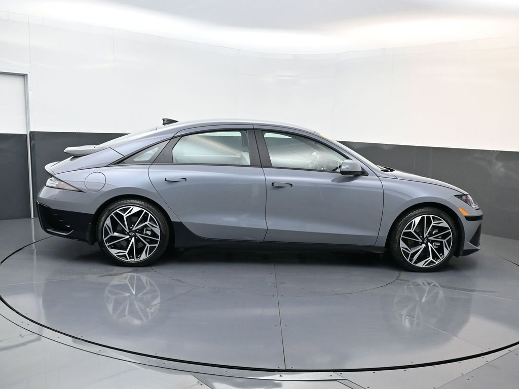 Used 2024 Hyundai Ioniq 6 SEL image 3