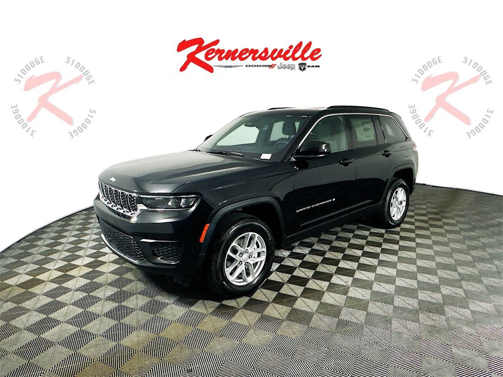 New 2025 Jeep Grand Cherokee Laredo X w/ Luxury Tech Group I image 3