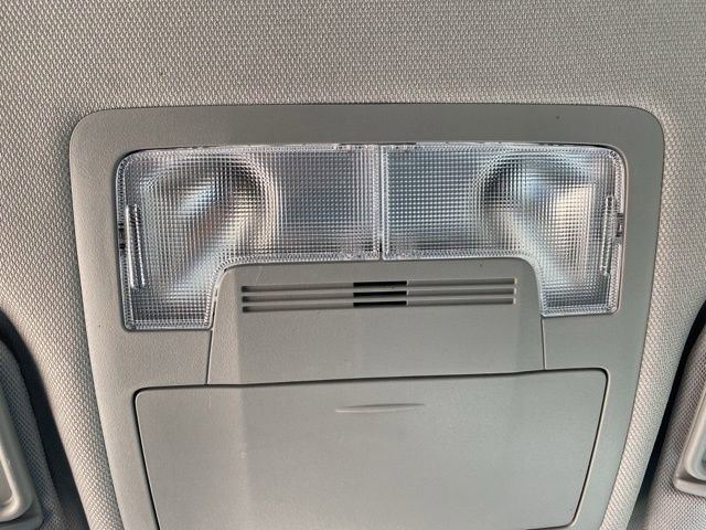 Used 2013 Toyota Camry XLE image 16