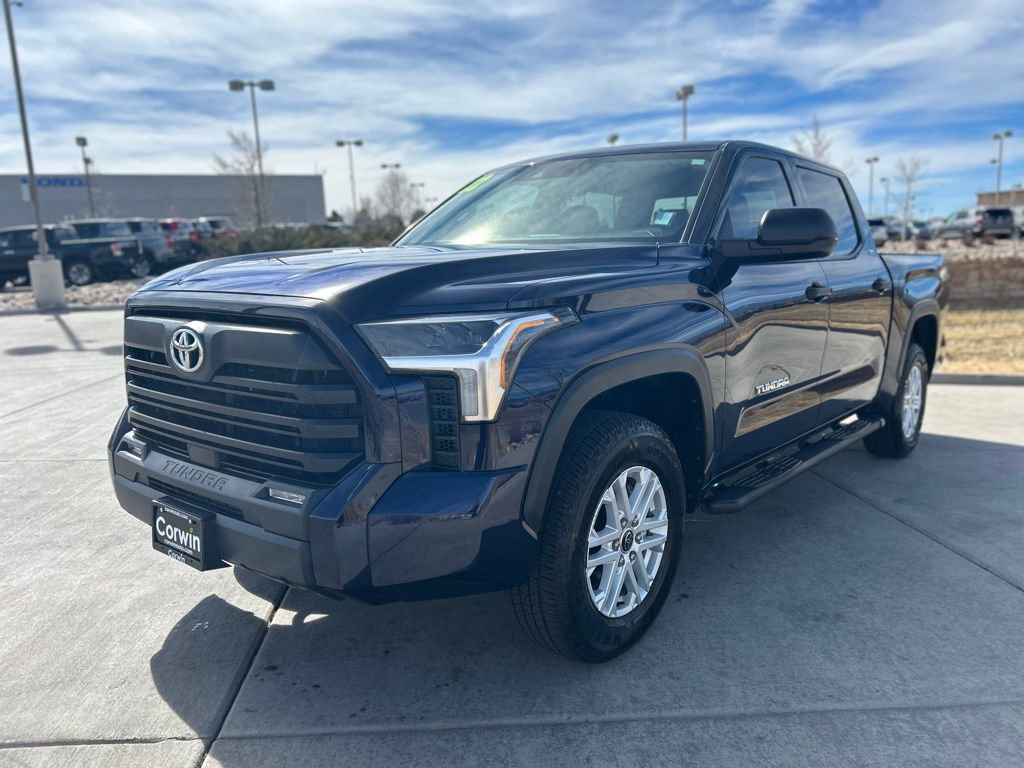 Used 2022 Toyota Tundra SR5 AWD/4WD image 4