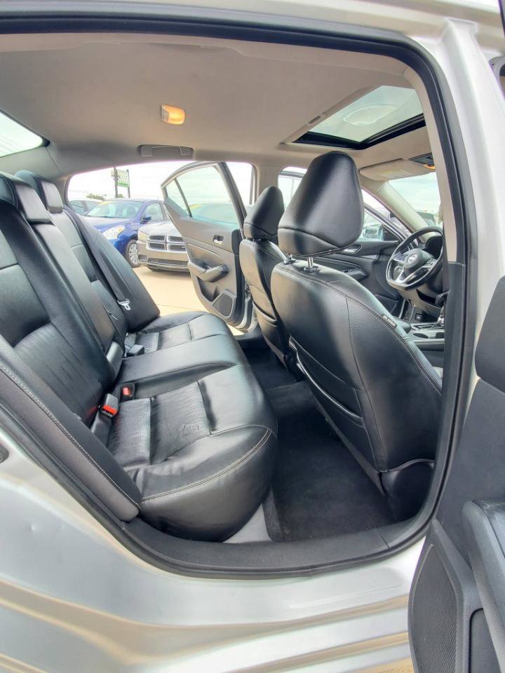 Used 2019 Nissan Altima 2.5 SL FWD image 18