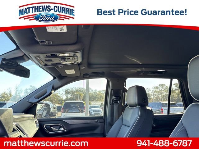 Used 2022 GMC Yukon SLT w/ SLT Premium Package image 11