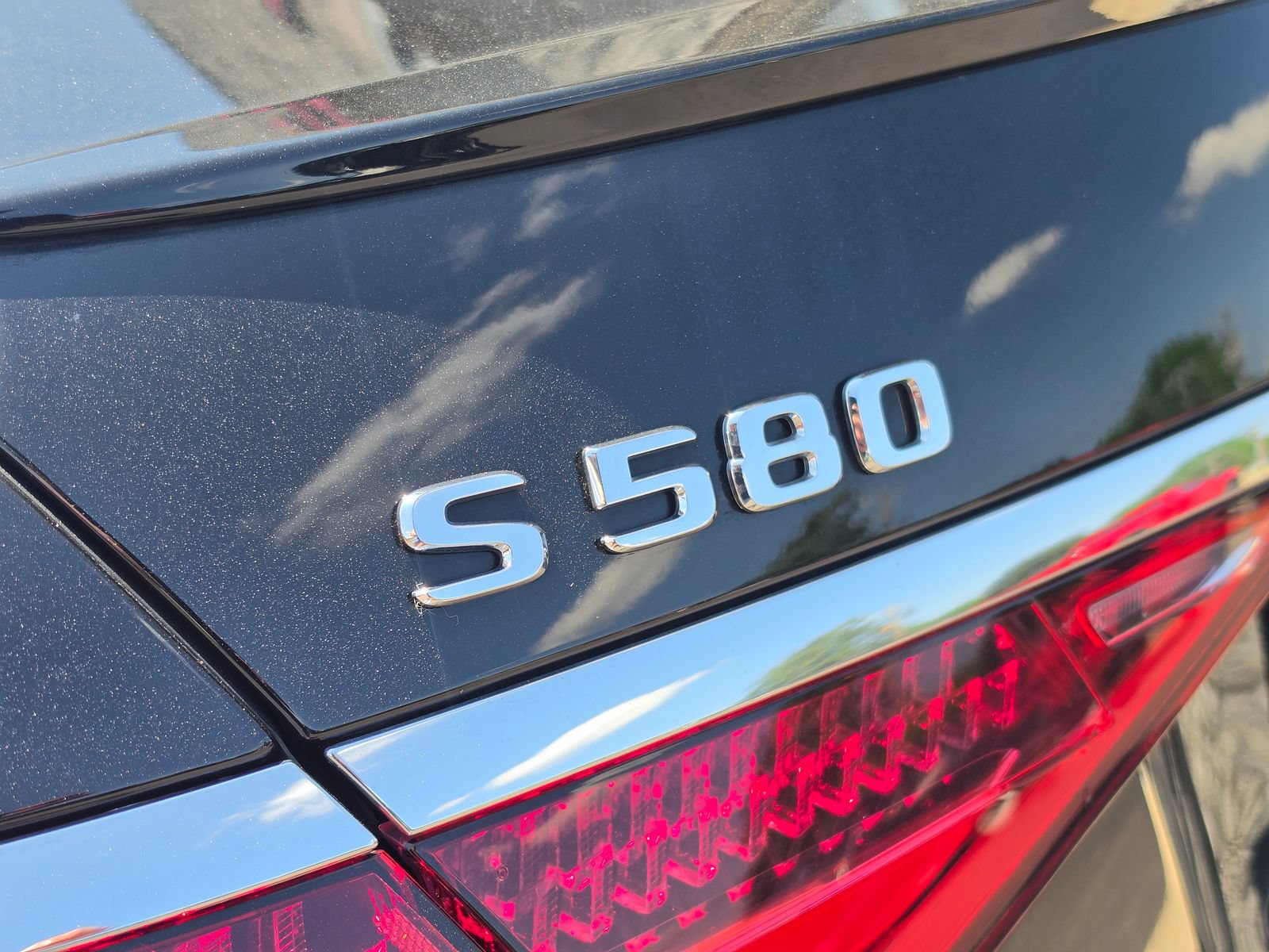 Used 2022 Mercedes-Benz S 580 4MATIC Sedan image 9