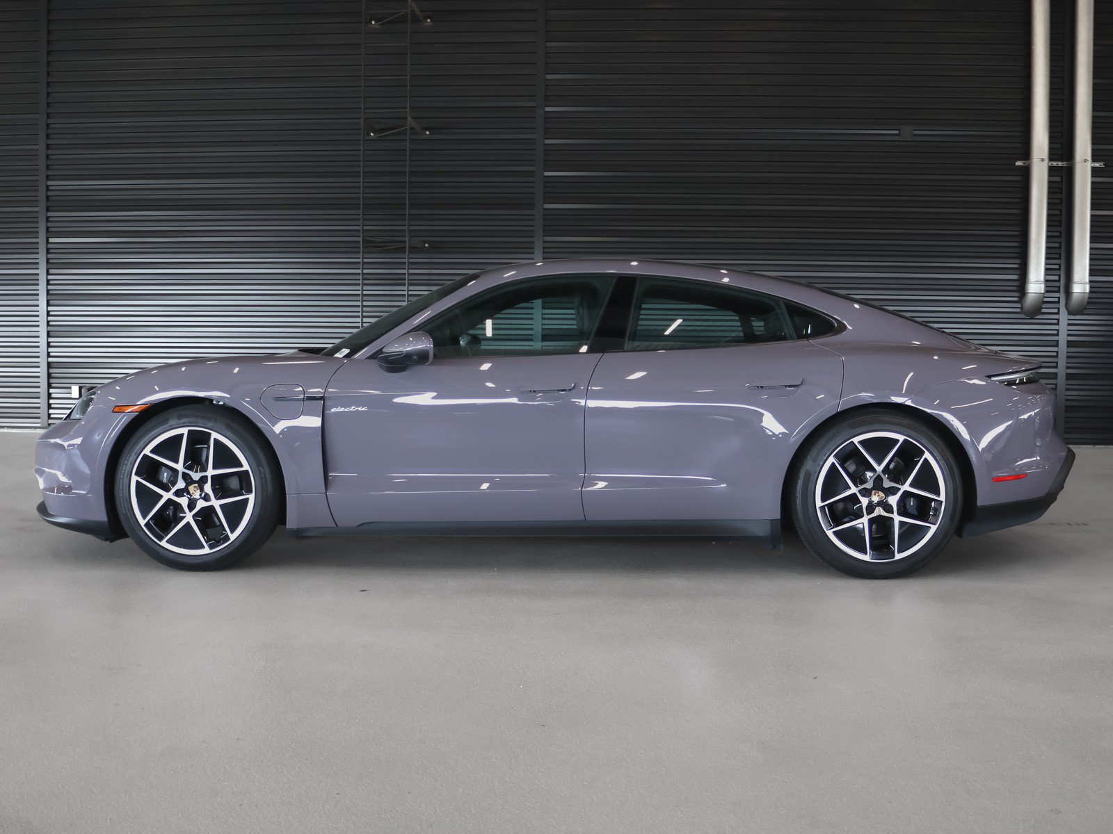 Certified 2025 Porsche Taycan RWD image 2