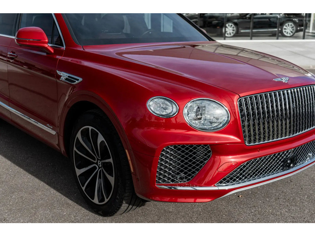 Used 2024 Bentley Bentayga Extended Wheelbase image 36