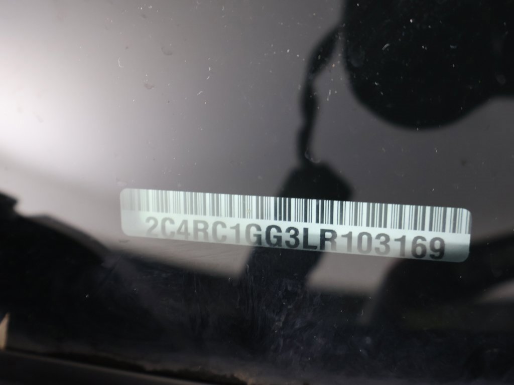 Used 2020 Chrysler Pacifica Limited image 59